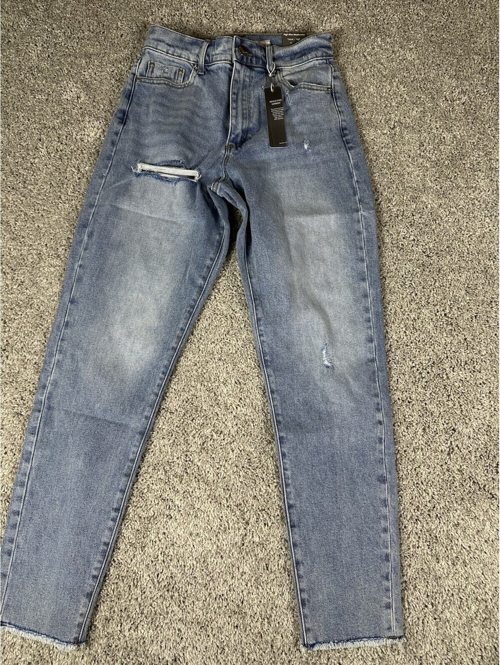Tractr High Rise Weekender Raw Hem Distressed  Blue Jeans Sz 00/24 NWT